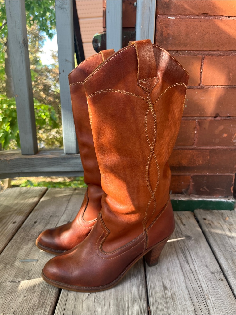 70s/80s Women's Vintage Tan Leather Mid-Calf Western Boots